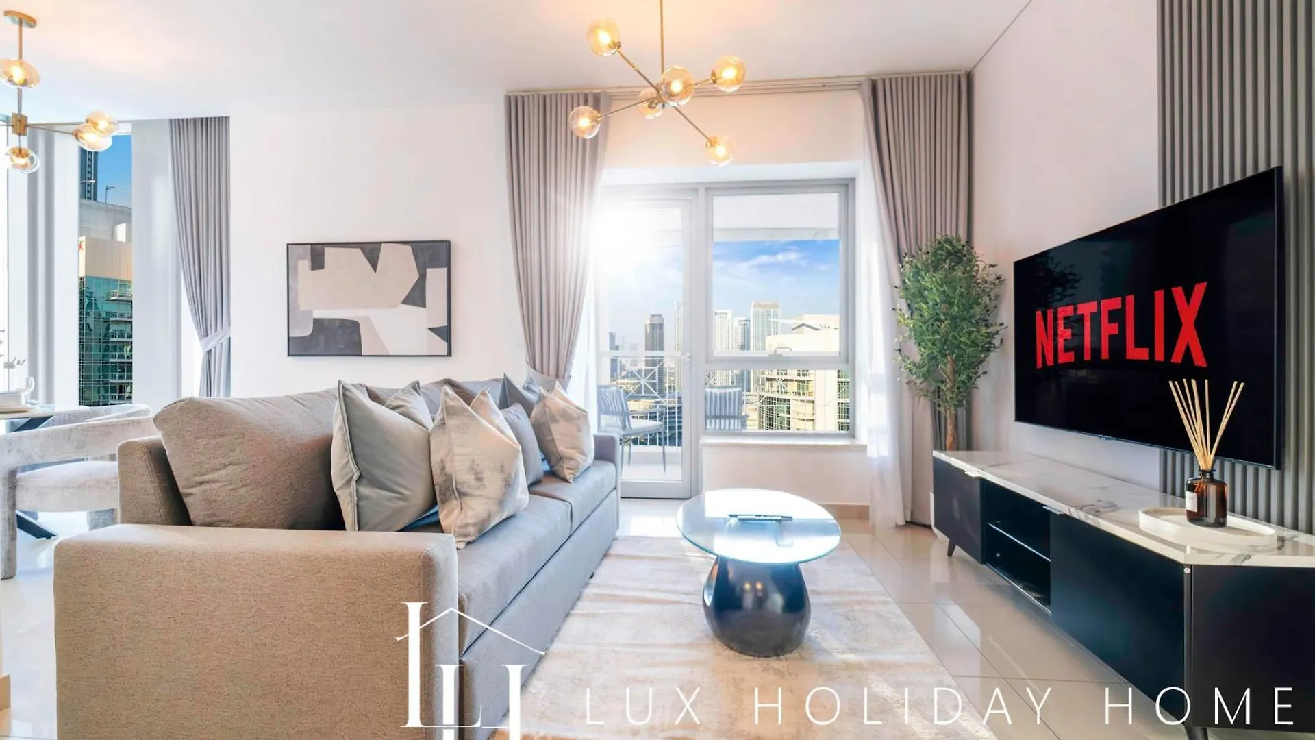Apartment Lux The Burj Khalifa Fountain View Suite Dubai United Arab Emirates