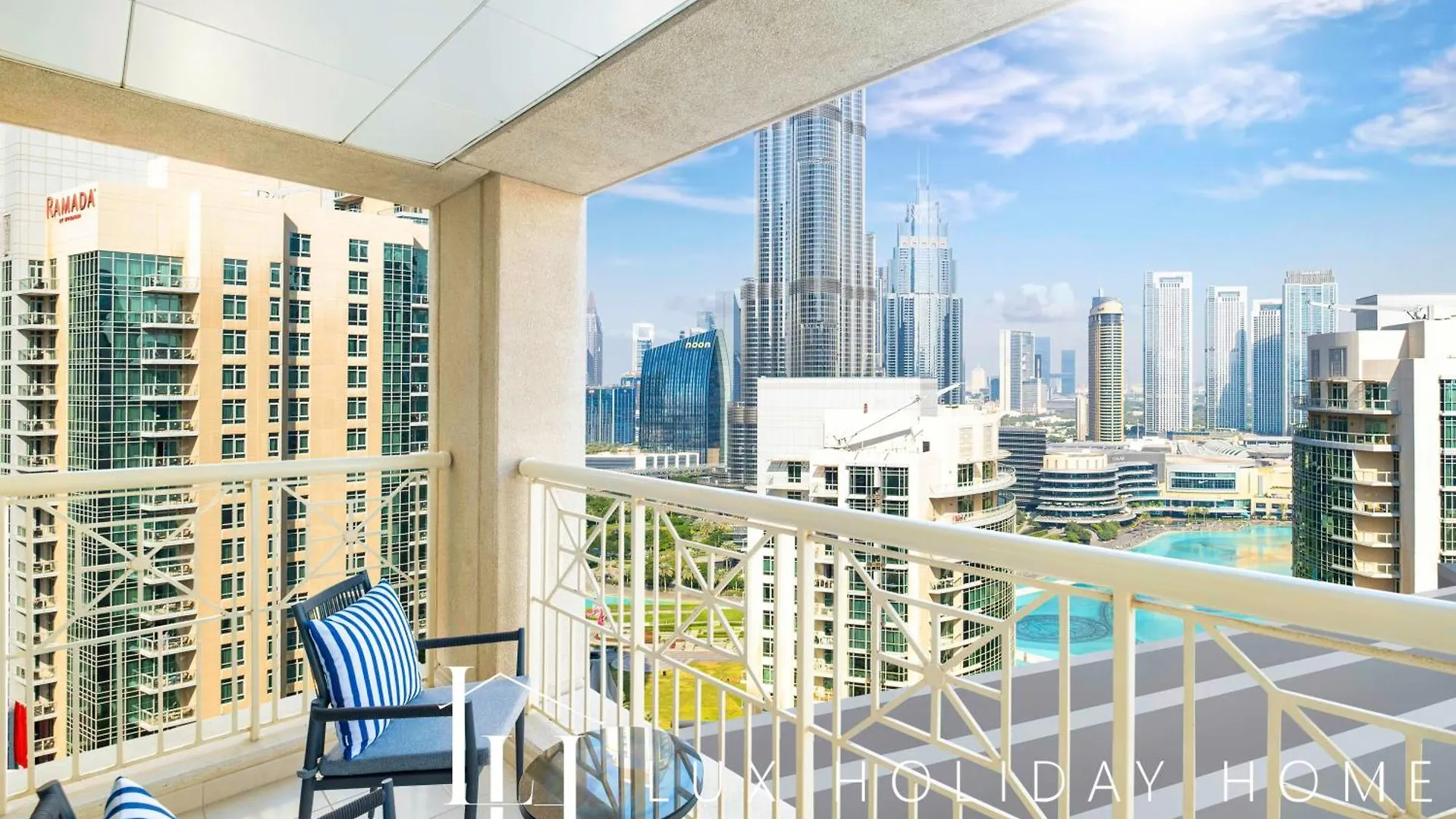 Lux The Burj Khalifa Fountain View Suite Dubai
