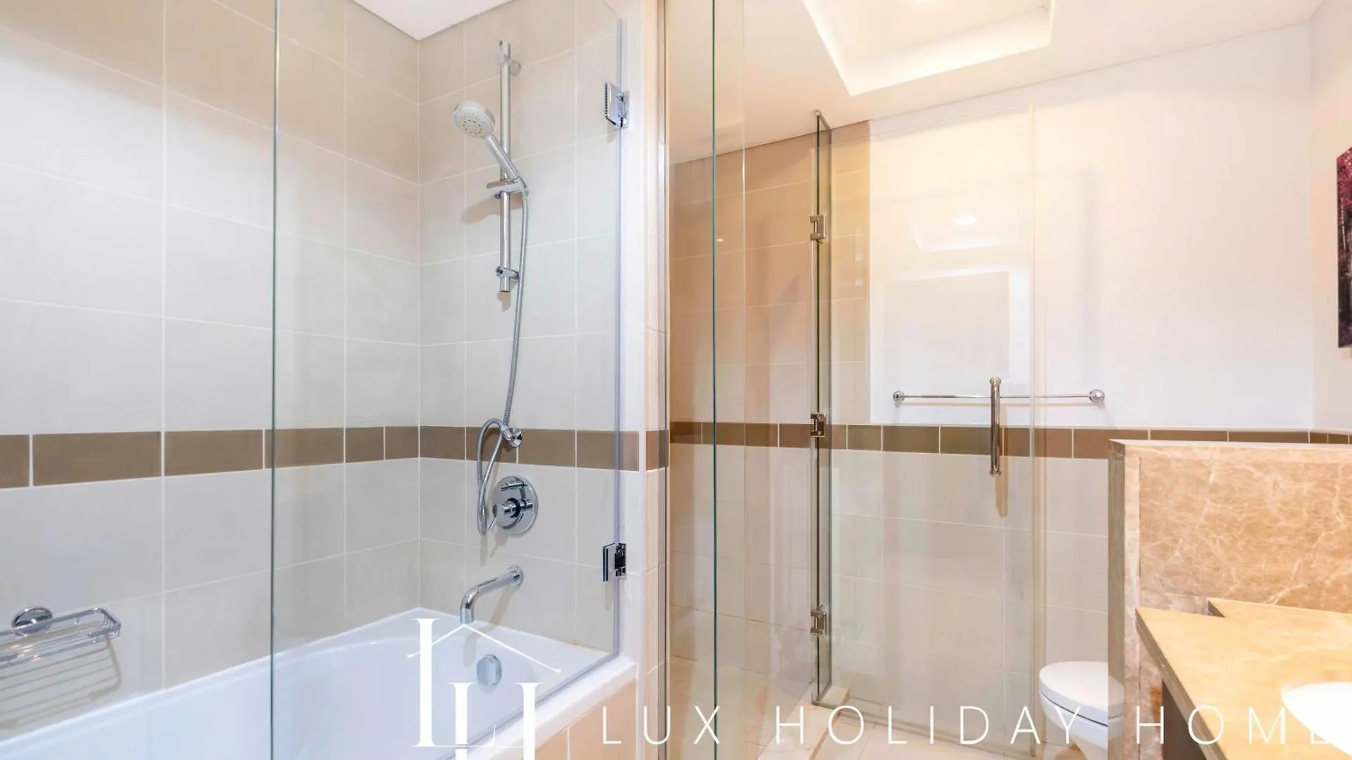 Lux The Burj Khalifa Fountain View Suite Dubai United Arab Emirates