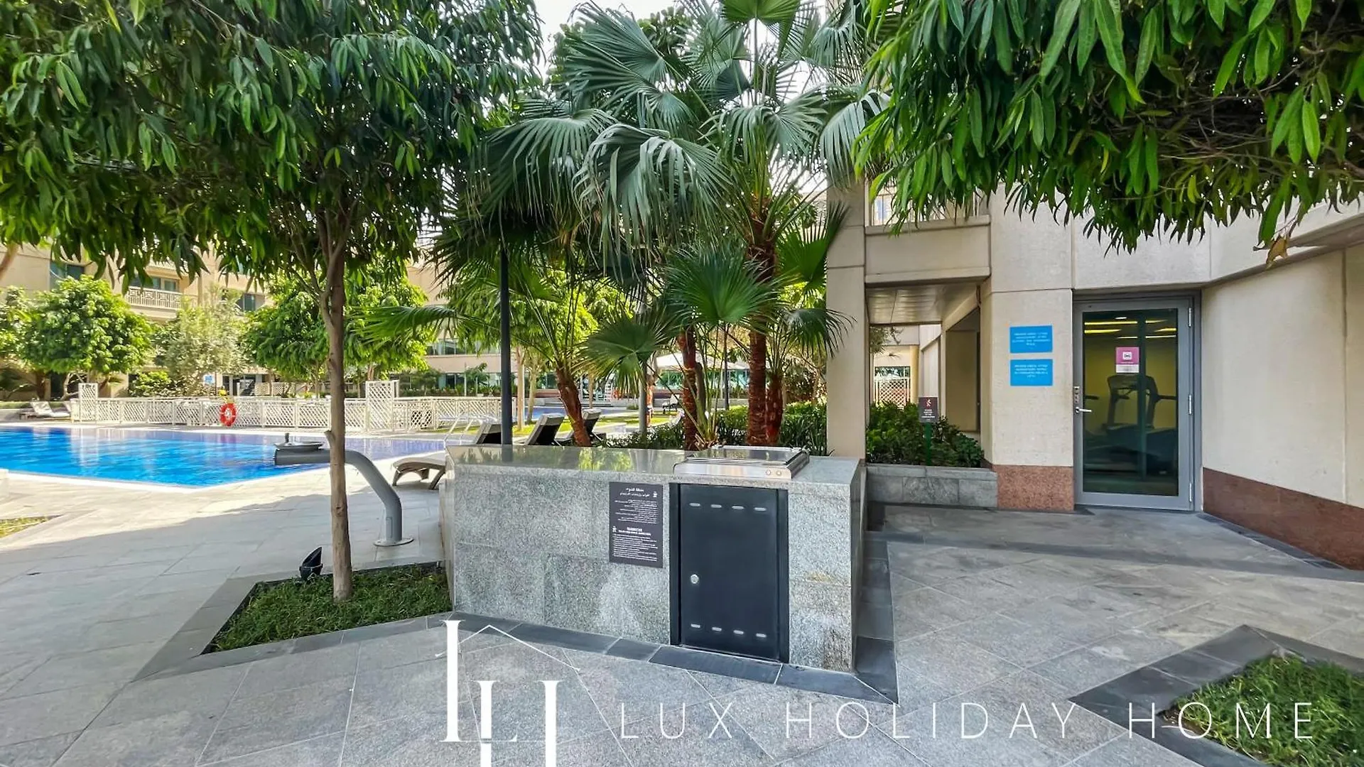Apartment Lux The Burj Khalifa Fountain View Suite Dubai United Arab Emirates