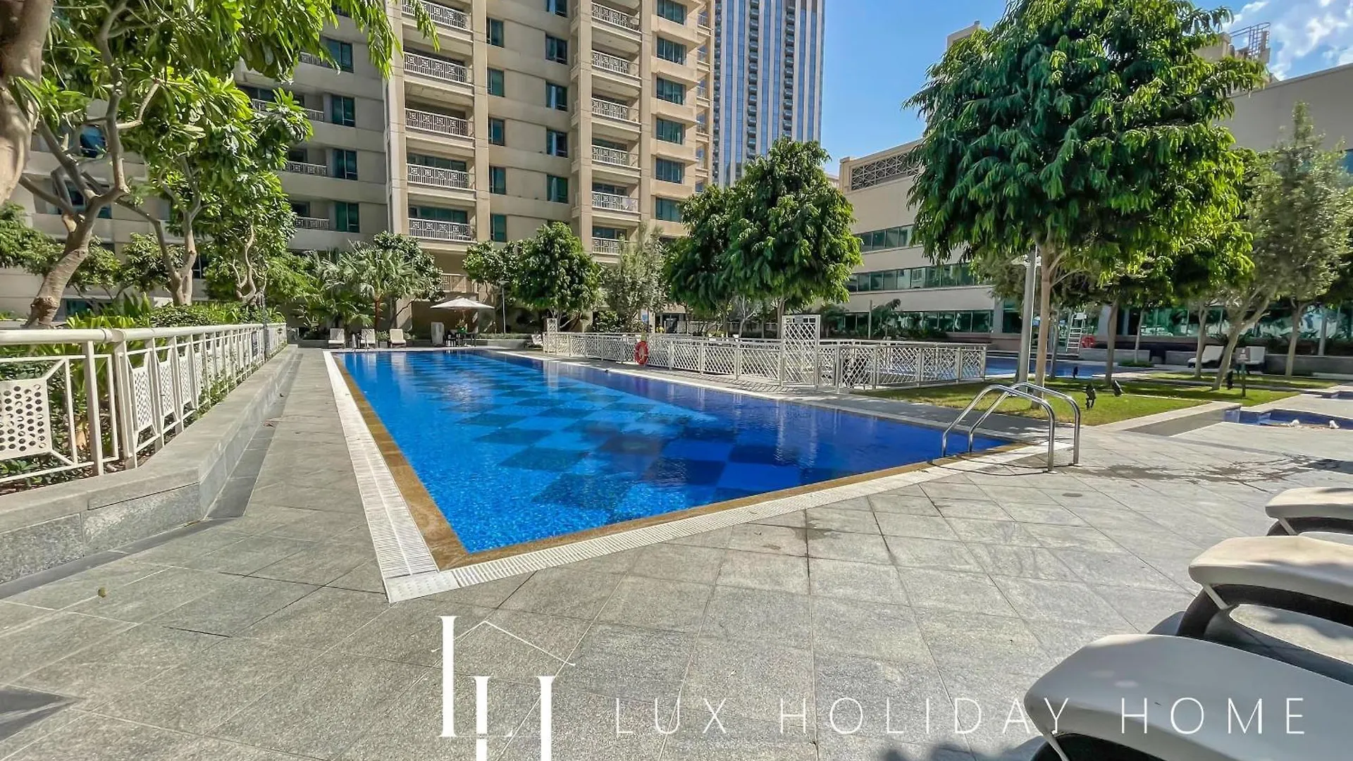 Lux The Burj Khalifa Fountain View Suite Dubai